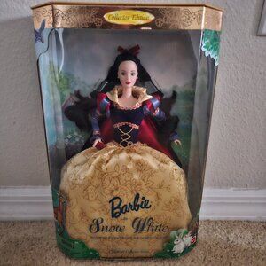 RARE NRFB CHILDREN'S COLLECTOR EDITION DISNEY SNOW WHITE BARBIE DOLL #21130